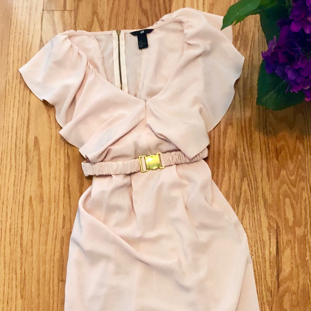 Light pink dress w/ gold belt